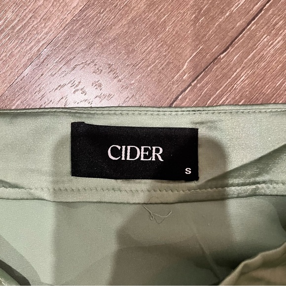 Cider Size 2 Solid Ruched Slit High Rise Silky Feel Midi Skirt Soft Green - Picture 4 of 7